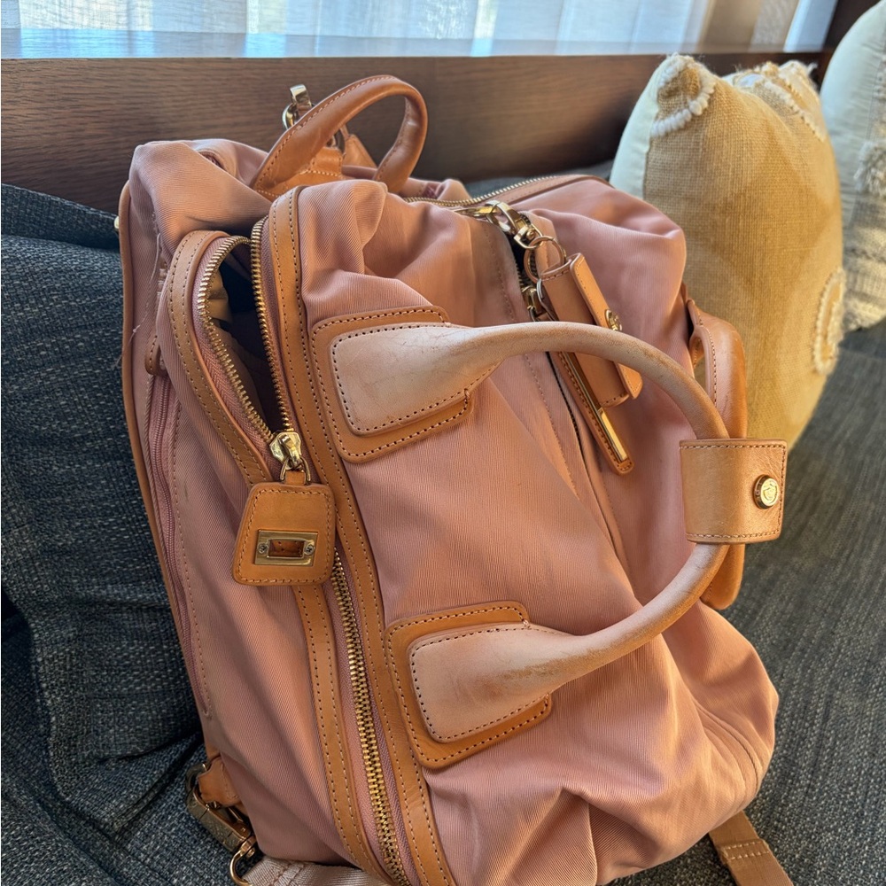 caraa Studio Bag Medium Backpack Pink Tan